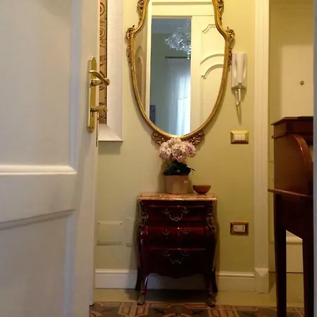 Oro Di Luxury Nocleg ze śniadaniem *