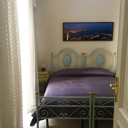 Oro Di Luxury * Neapol