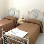 Oda ve Kahvaltı Oro Di Luxury Napoli