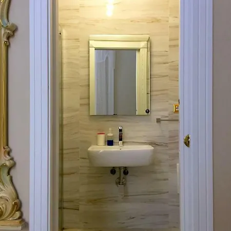 Oro Di Luxury Bed & Breakfast Napoli