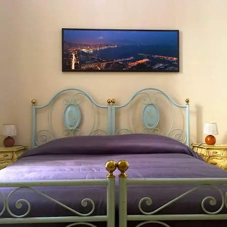 Oro Di Luxury * Napels